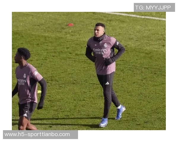 姆巴佩积极参与皇马训练米利唐阿诺德等球员缺席情况引关注 姆巴佩积极参与皇马训练米利唐阿诺德等球员缺席情况引关注