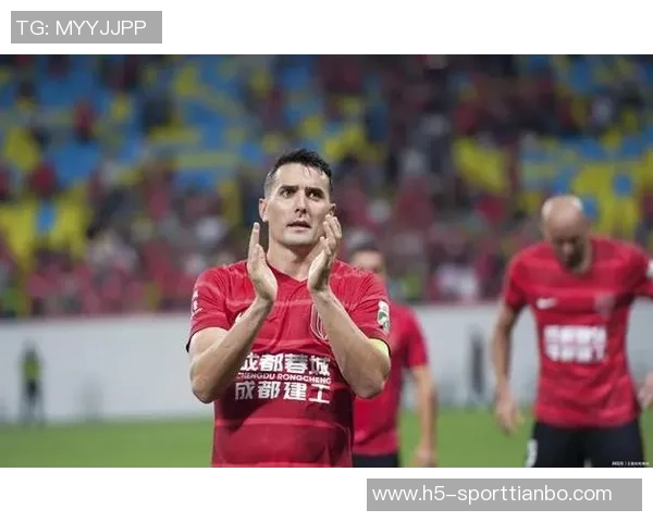 海港队回应辟谣周定洋加盟传闻强调转会窗口无关联系 海港队回应辟谣周定洋加盟传闻强调转会窗口无关联系